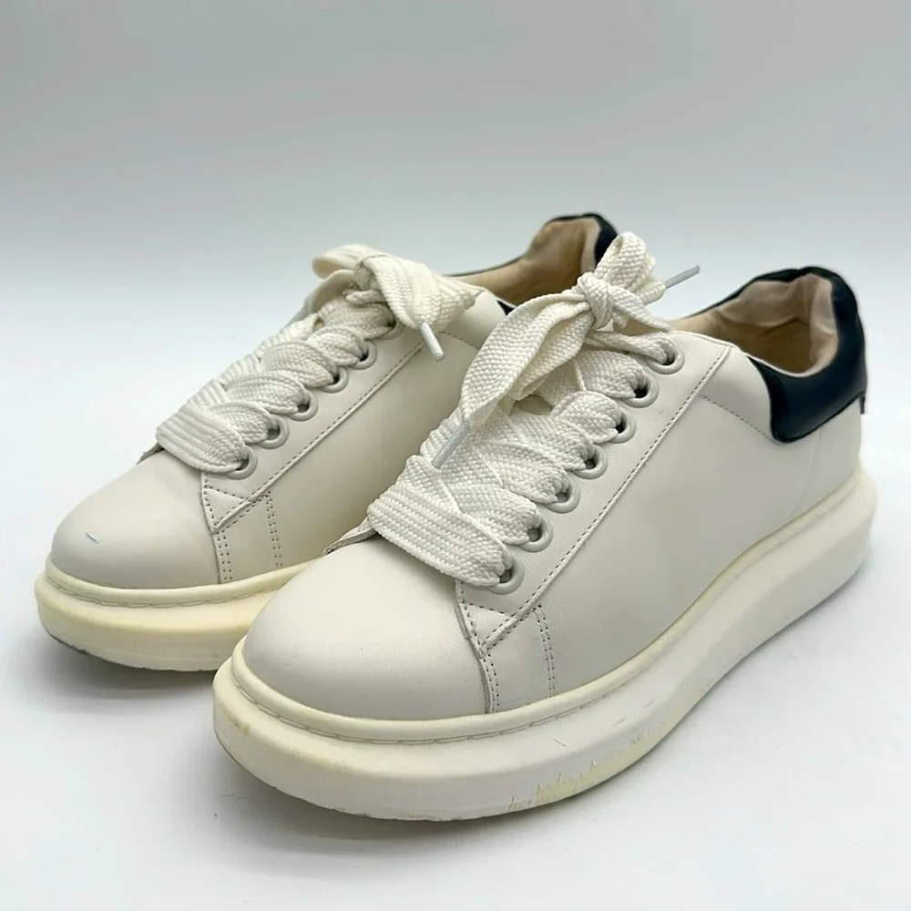 Steve Madden White and Black Size 8? Platform Sneakers Support Lifestyle